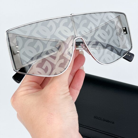 D&G DG2305 05/AL BRAND NEW Sunglasses Silver Grey Silver Mirrored DG Unisex - Picture 2 of 10